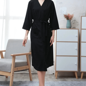 peignoir de bain noir élégant